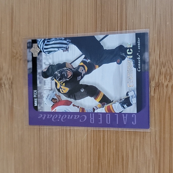 π11 NHL Hockey Cards π Jersey Card, Wayne Gretzky Card, Numbered Card 173/199 - Picture 12 of 12